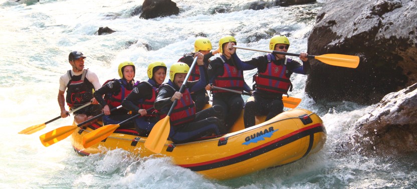 Full Day Rafting With a Picnic on SoČa River