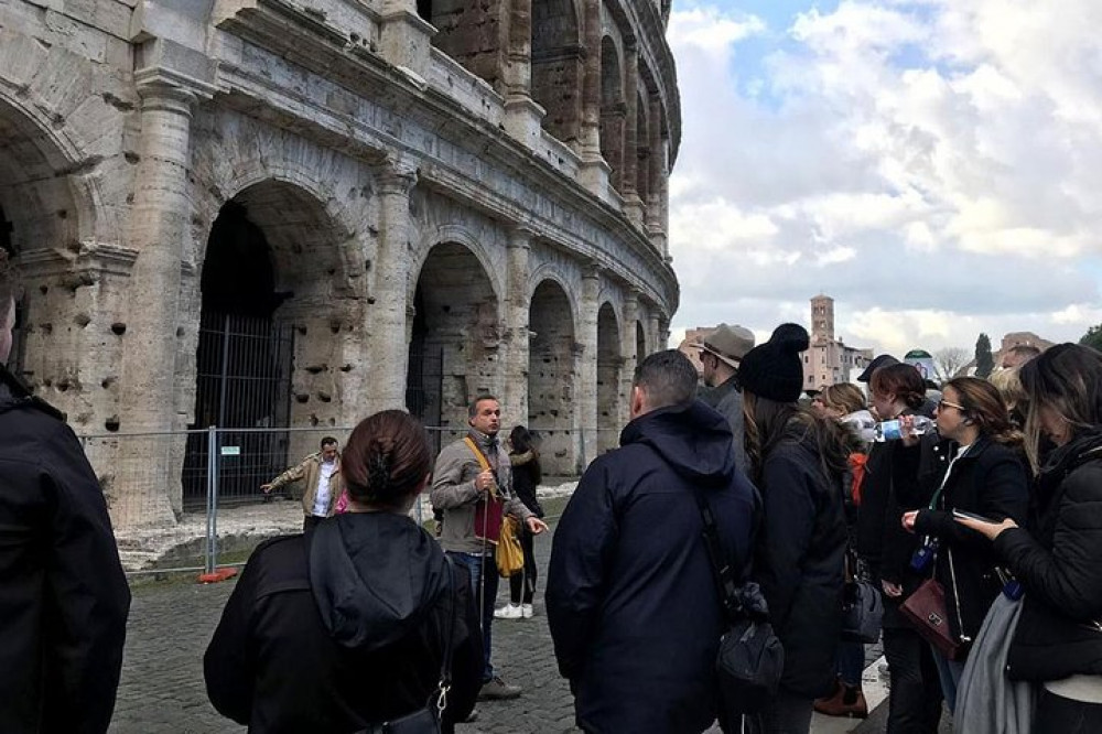 Express Small Group Tour of Colosseum With Arena Entrance