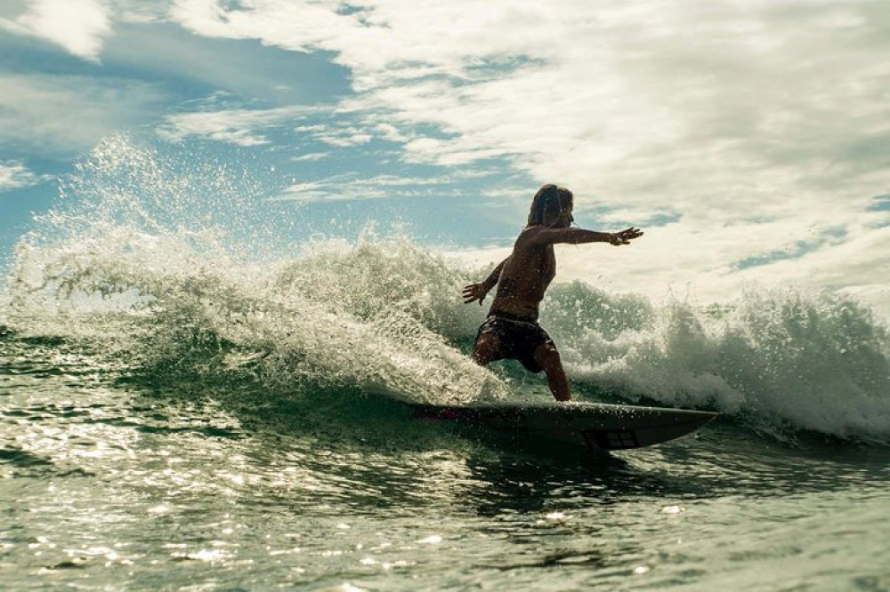 Surfing Lesson Day Tour - Colombo | Project Expedition