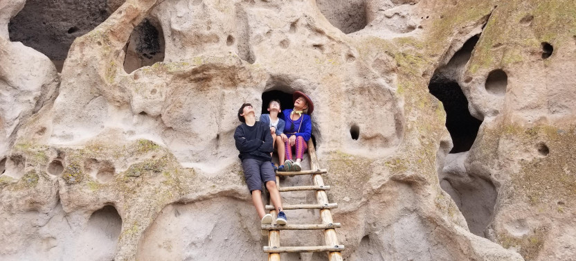 Small Group Hiking Tour in Bandelier National Monument