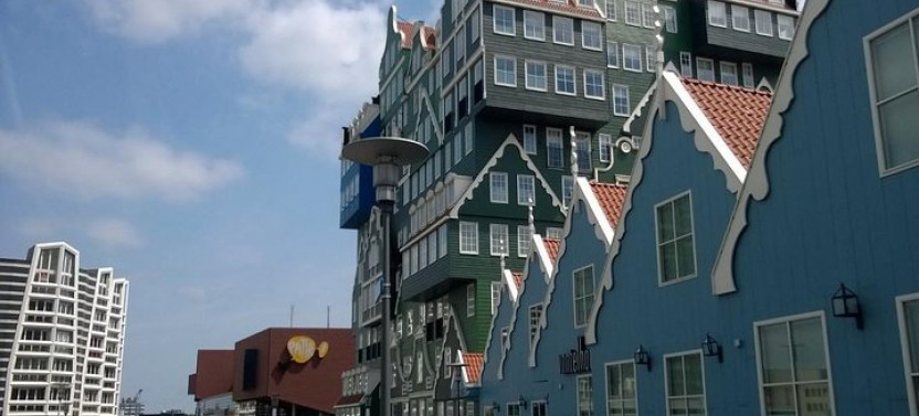 Private Dutch Food Tasting And History Tour in Zaandam