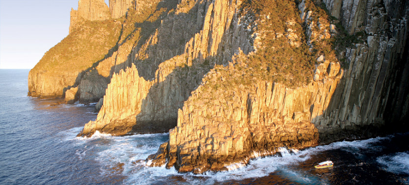 Tasman Island Cruise & Port Arthur Historic Site from Hobart