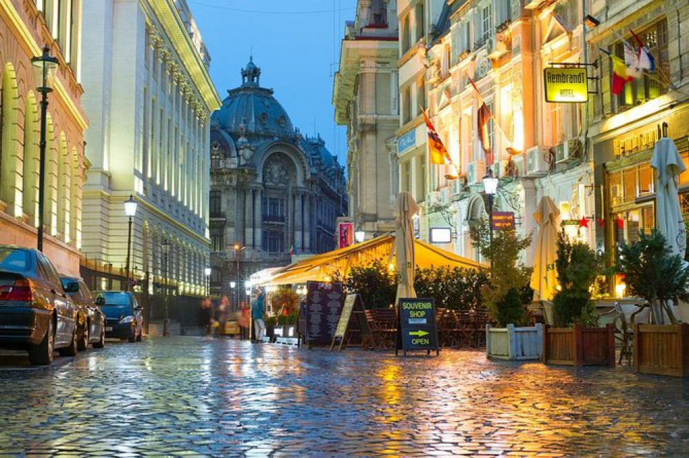 Walking Food Tour in the Old Town of Bucharest