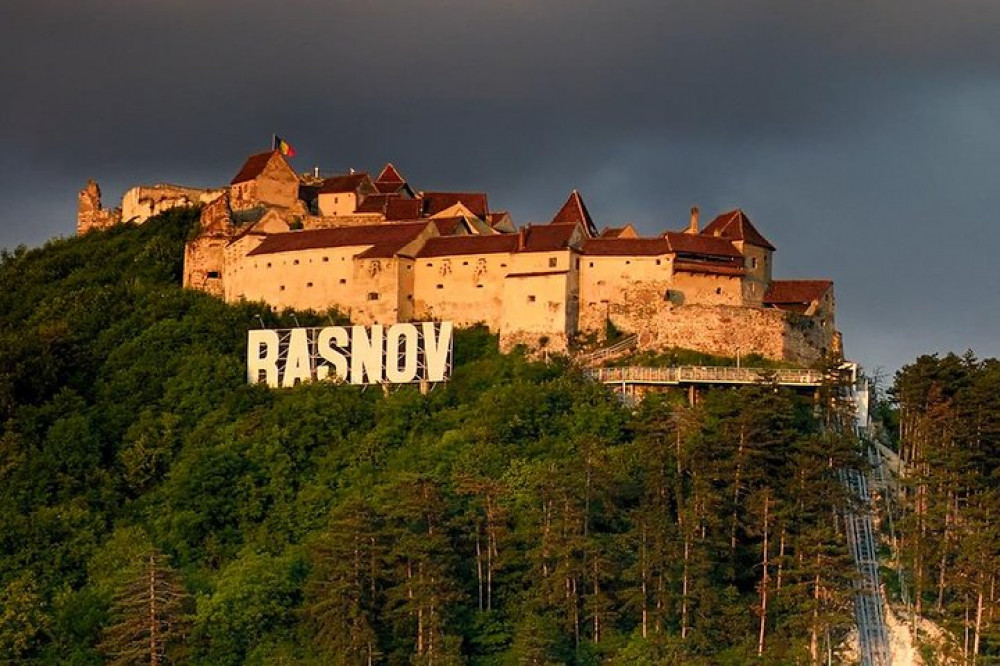 Three Castles in Transylvania Private Day Trip from Bucharest