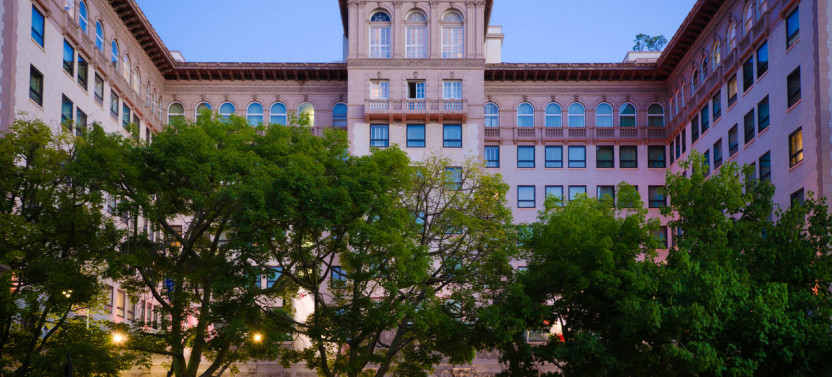 Beverly Hills & Rodeo Drive: Private 2-hour Walking Tour