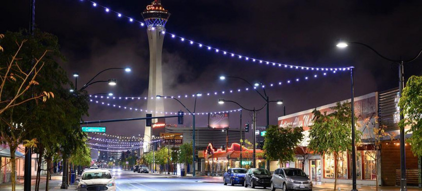 5pm Self-Guided Finger Licking Foodie Tour - Arts District
