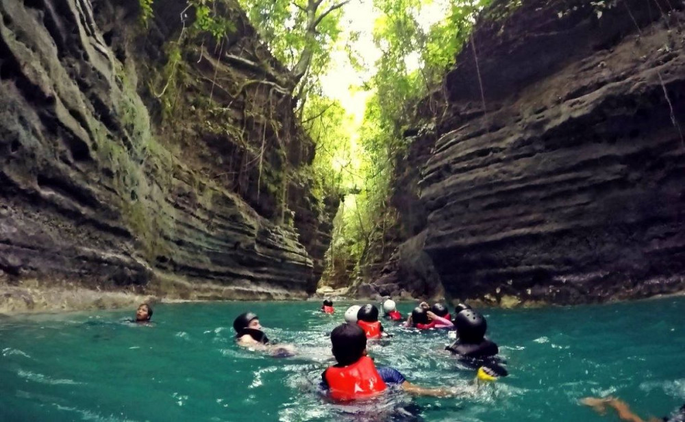 Badian Canyoneering Adventure