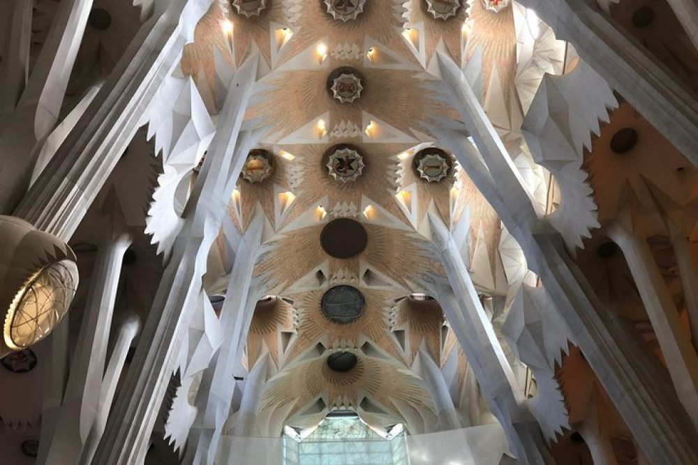 Skip The Line Sagrada Familia Tour With Tower Access - Barcelona ...