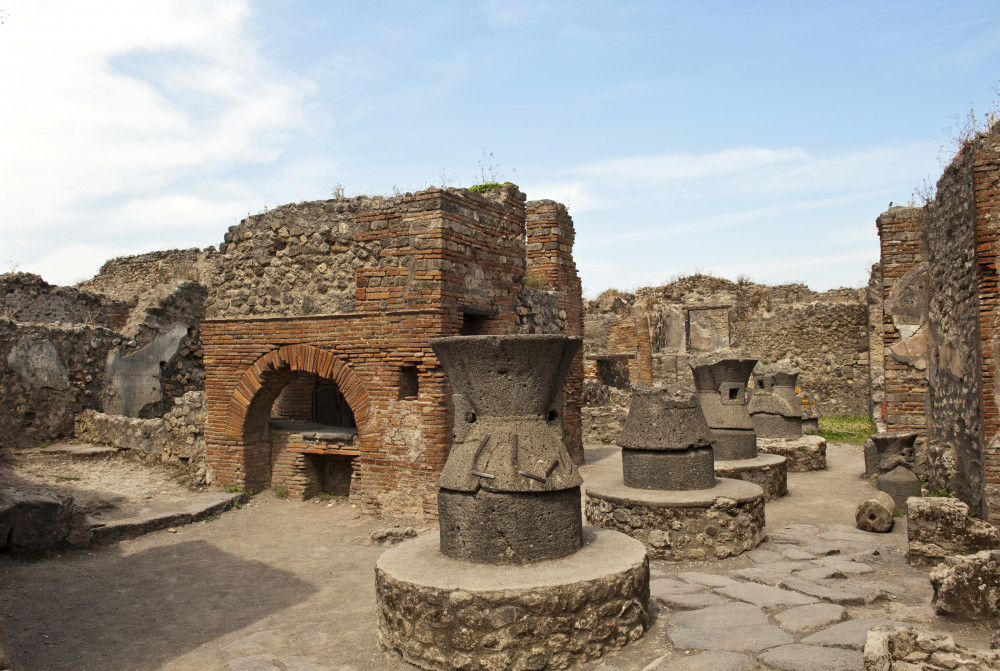 Skip The Line Guided Tour of Pompeii's Ruins - Pompei | Project Expedition