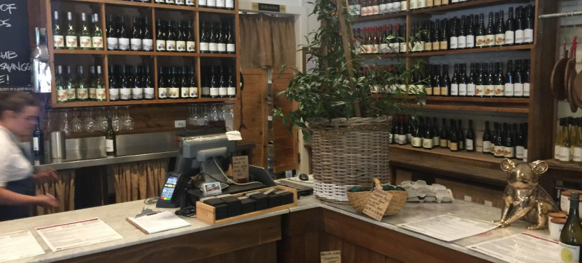 Mornington Peninsula Winery Private Car Tour + Lunch With Wine