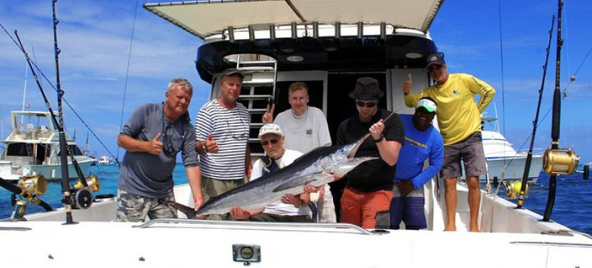 Private Fishing Charter - Sherlock 39'