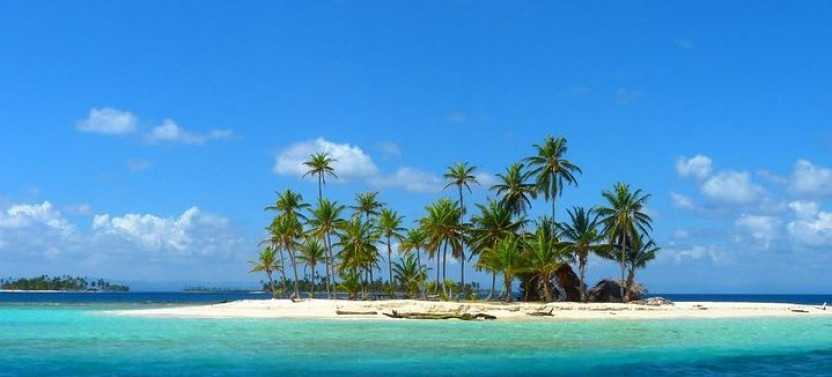 Private Day Tour in San Blas Islands