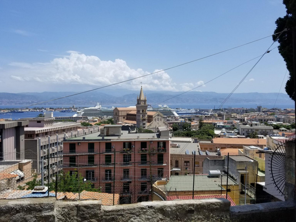 messina sicily walking tour