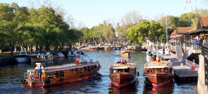 Tigre Delta Day Trip by Boat
