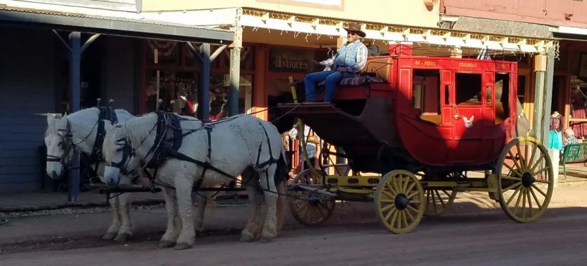Tombstone & Bisbee Small Group Tour from Phoenix