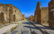 Pompeii & Mt Vesuvius Private Tour from Naples