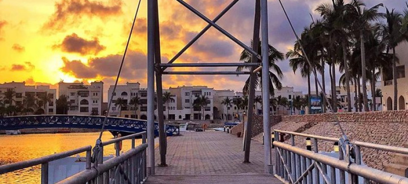Salalah Shopping And Entertainments