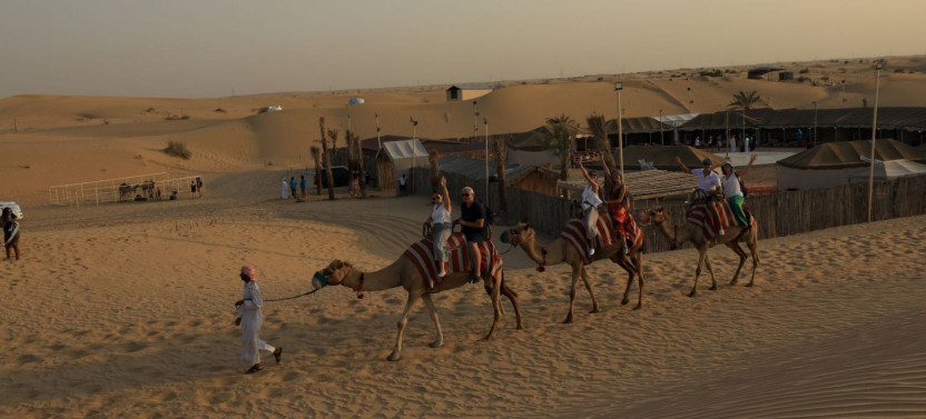 Evening Red Dunes Desert Safari Dubai with BBQ At Al Khayma Camp