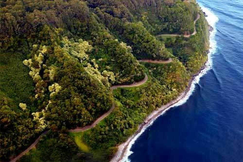 Private Road To Hana Jeep Tour with Pickup