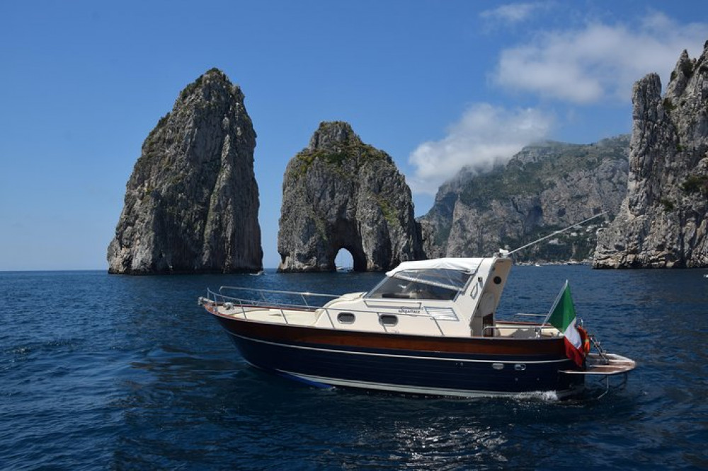 Full Day Capri Island Shore Excursion & Boat Tour