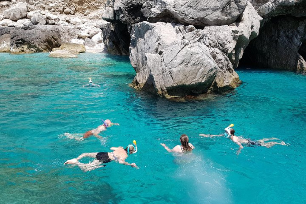 Small Group Capri Tour By Boat From Sorrento - Sorrento | Project ...