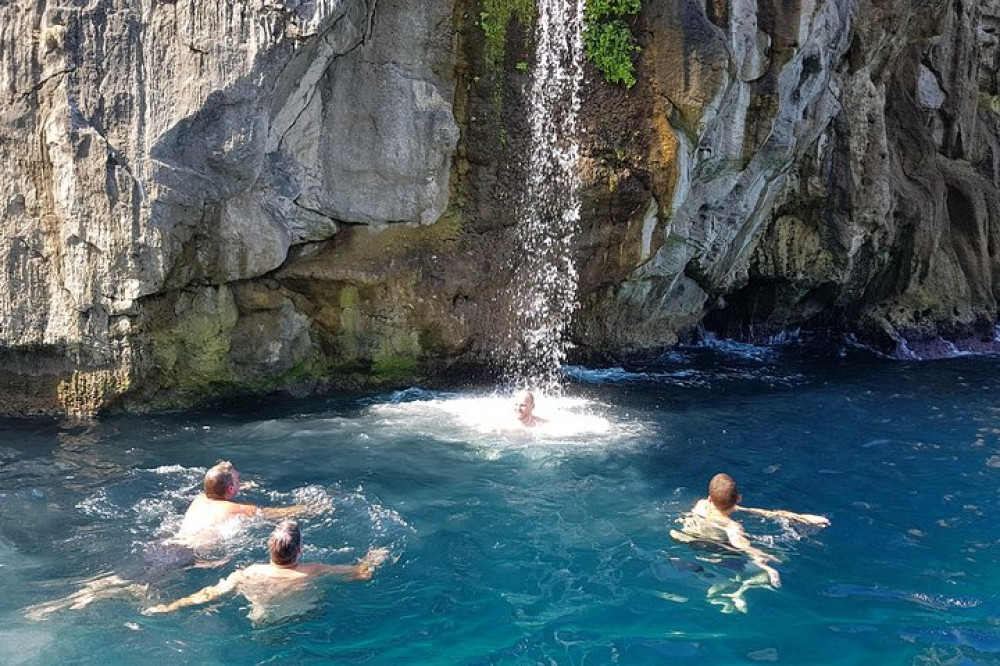 Private Positano & Li Galli Boat Tour From Sorrento