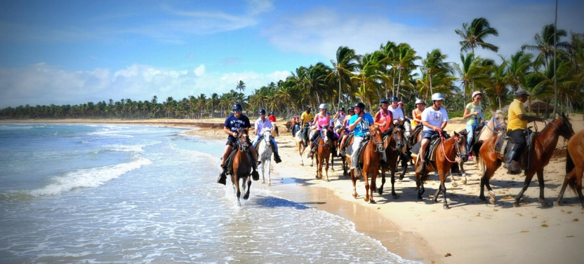 2-Hour Horseback Ride On The Beach