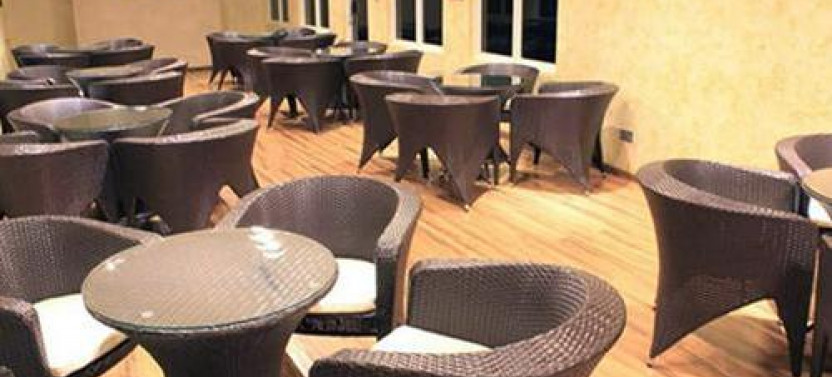 Dharavandhoo Airport (DRV) Airport Lounge Access