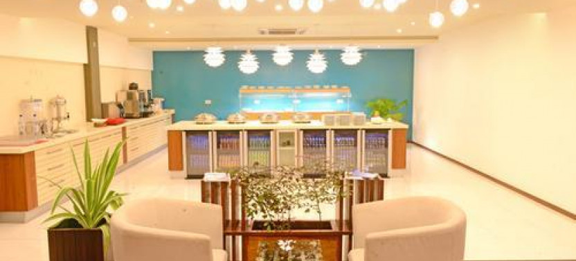 Male International (MLE) Airport Lounge Access