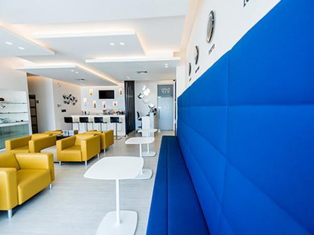 Lounge Pass
