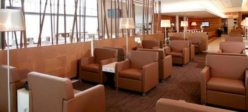 Montreal P. Elliott Trudeau (YUL) Airport Lounge Access