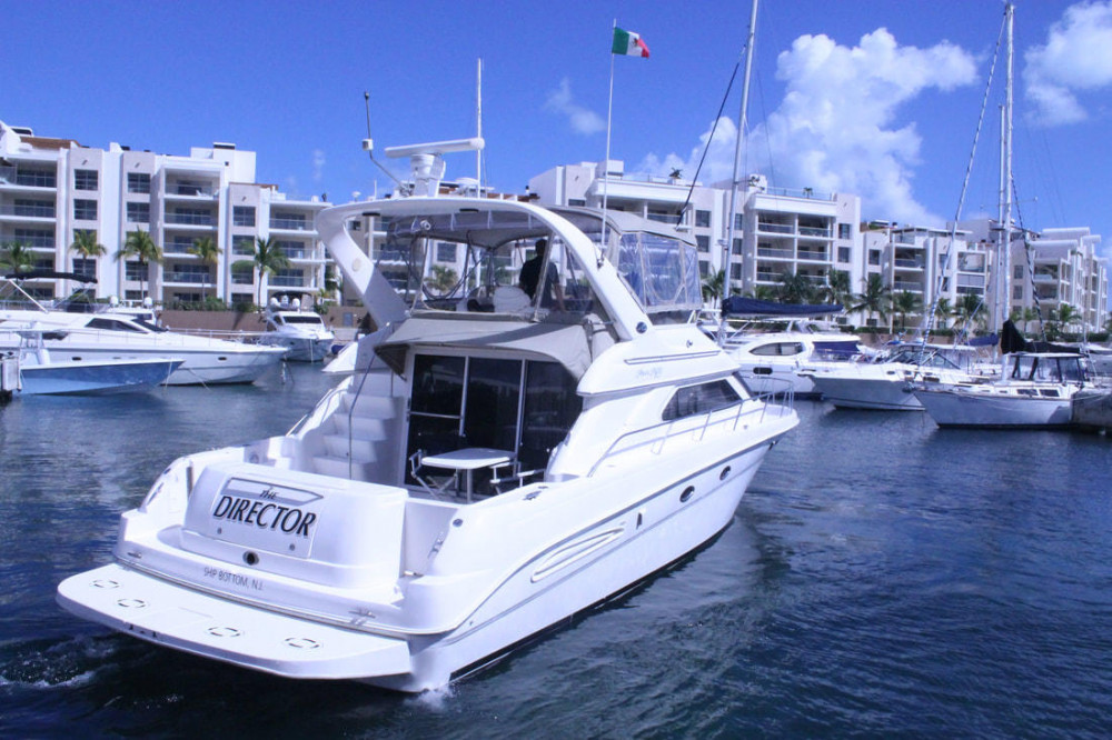 Private Islas Mujeres Yacht Tour