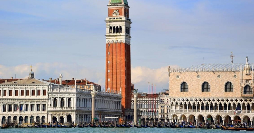 Venice Masterclass: Doge Palace's & St. Mark's Basilica w/ Skip-The-Line