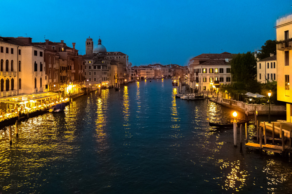 Highlights And Hidden Gems Night Tour In Venice Venice Project