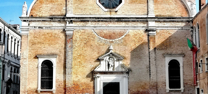 Off The Beaten Path Walk In Venice - Shared or Private