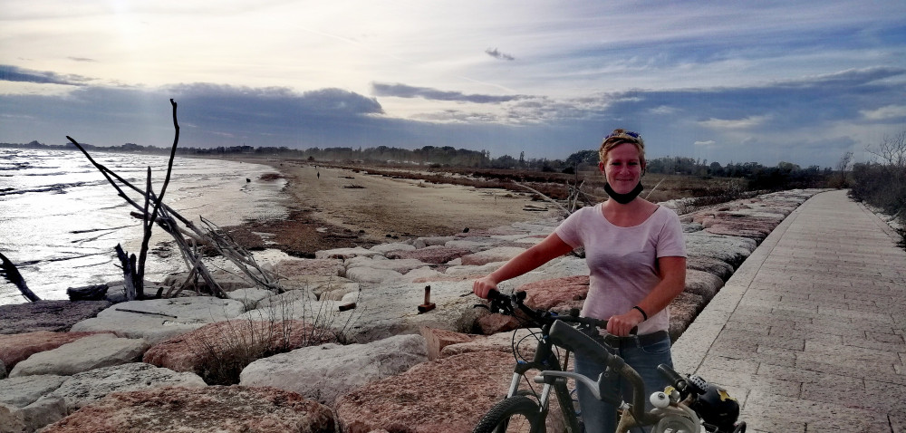 Bike Tour Along Lido: Explore Venice’s Seaside Island by Bicycle