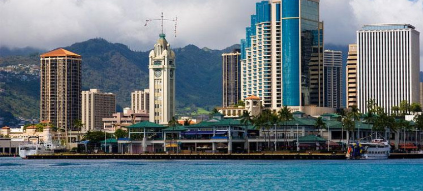 Half Day Salute to Pearl Harbor from Waikiki (9:45am)