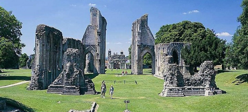 Glastonbury And Cheddar Gorge Day Trip From London