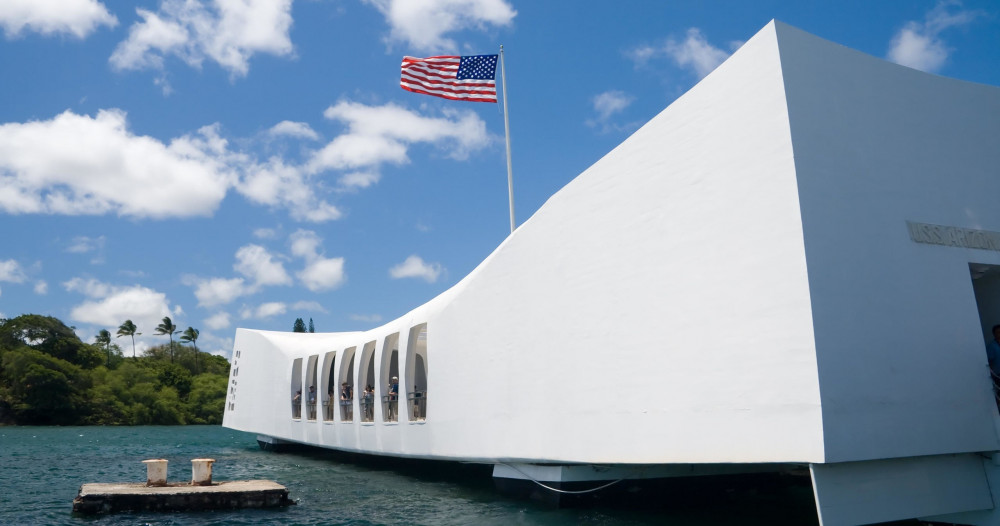 Arizona Memorial, Pearl Harbor & Honolulu City Highlights Tour