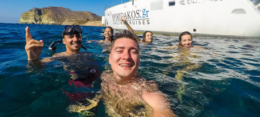 Classic Daytime Sailing Catamaran Cruise with Meals, Drinks & Transfers