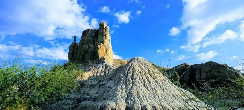 Stars and Landscapes in the Tatacoa Desert