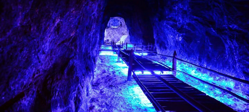 Immerse Yourself In Half A Day At The Nemocon Salt Mine