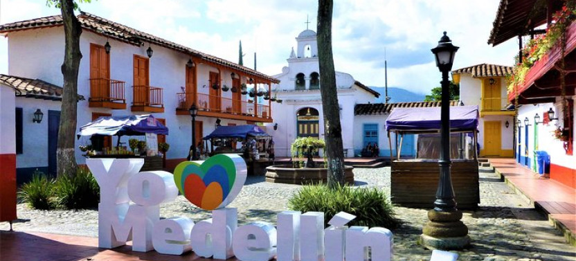 The Best of Medellín on a City Tour