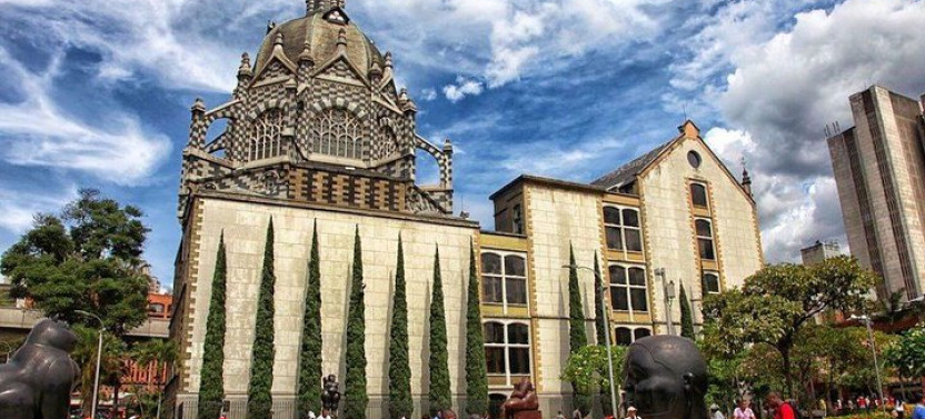 The Best of Medellín on a City Tour