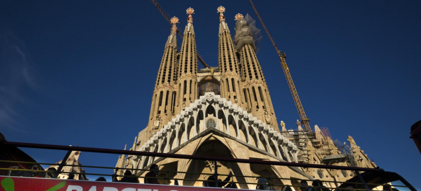 Hop On-Hop Off Barcelona City Tour, photo 3 of 6