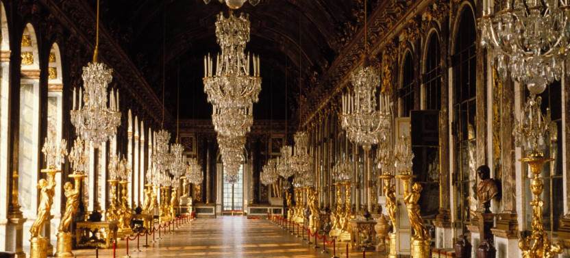 Guided Visit of Versailles Palace with Priority Access Passport