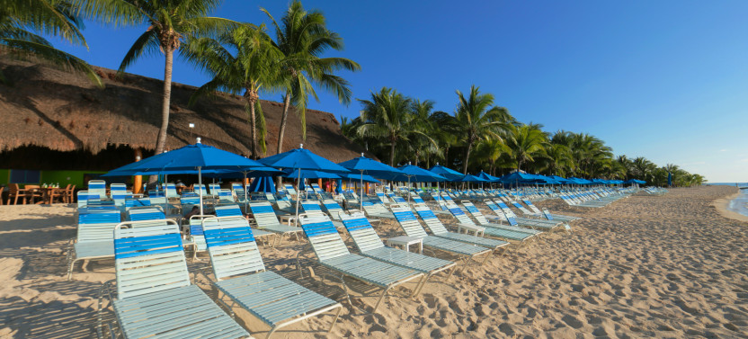 Paradise Beach Exclusive All-Inclusive Day Pass