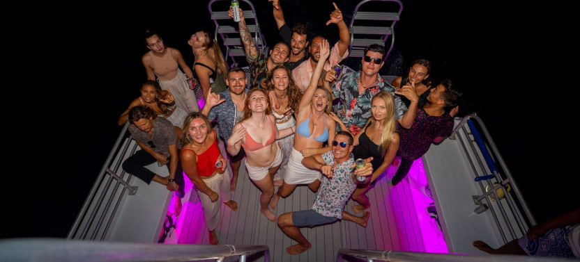 Waikiki Sunset Party Cruise with Live DJ