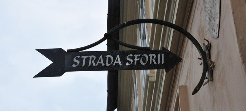 Brasov Old Town Small Group Walking Tour