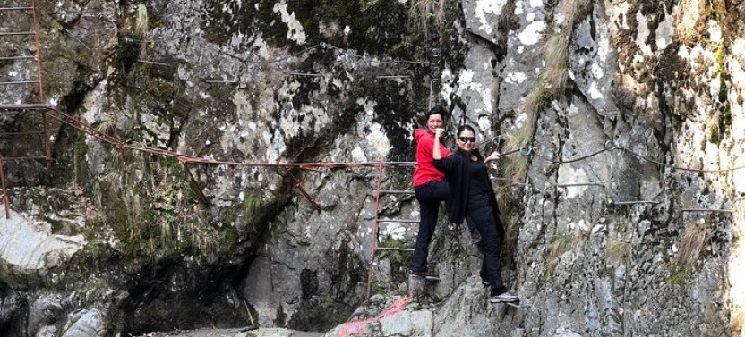 2D Private Tour Transfagarasan Highway & Hiking in Fagaras Mont